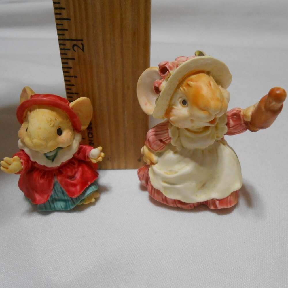 2 Ganz 1991 Little Cheesers collectible figures Violet & Mama Woodsworth Mouse